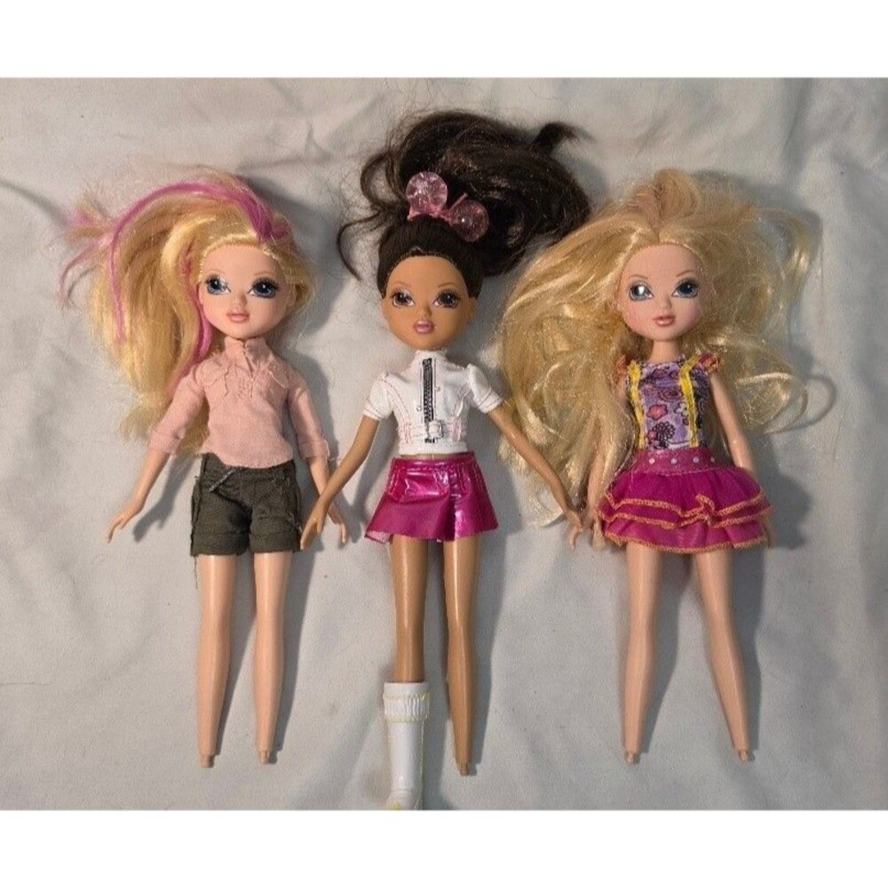 Lot of 3 MGA Entertainment Moxie Girlz Fashion Dolls 2009